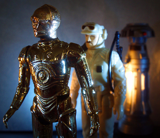 Aux Transportes! (Vintage C-3PO, Vintage Rebel Commander, Vintage FX-7)
