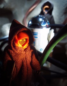 The Final Sale. (Vintage Jawas, Vintage R2-D2)