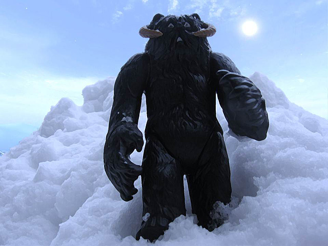 'Black Wampa Rises!' by Dr. Dengar~ The Netherlands ~